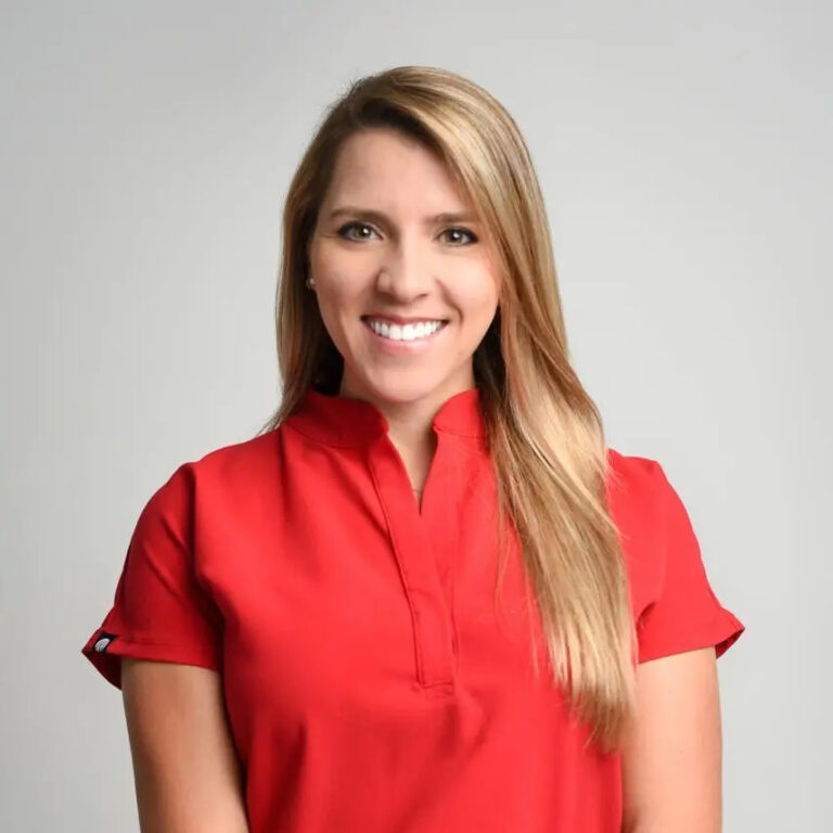 Dra. Sarah Villalobos Peralta